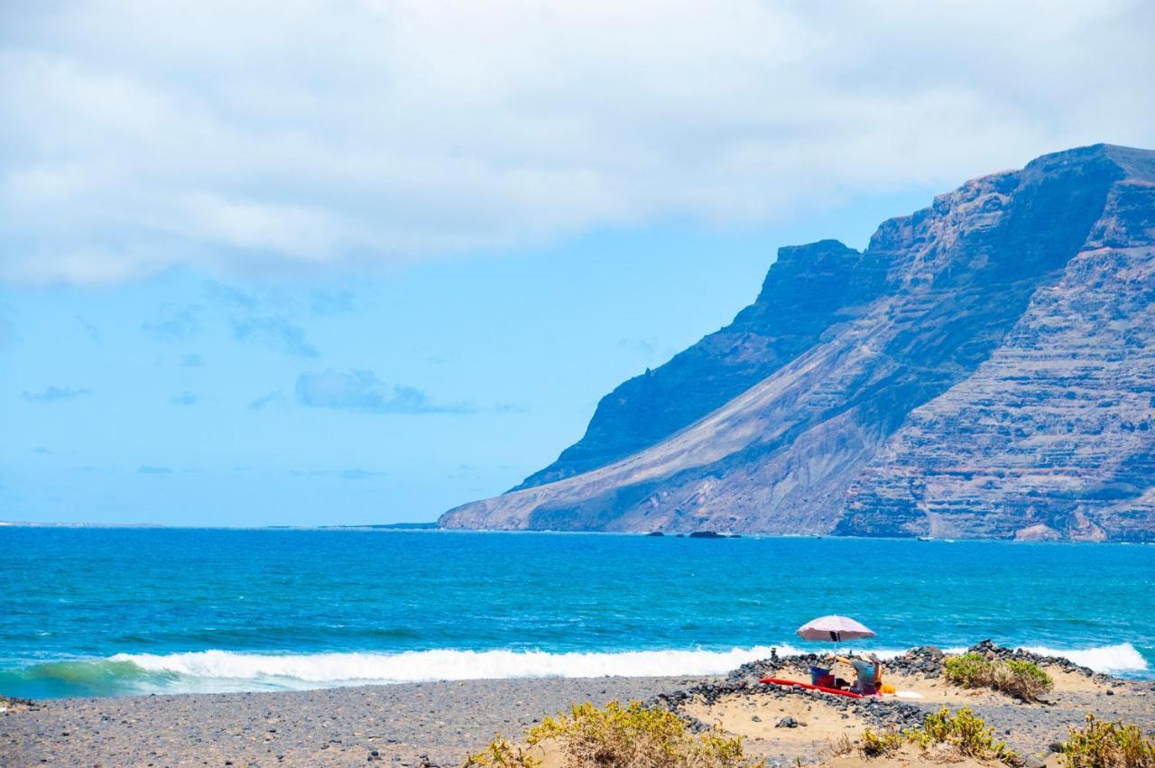 El Arenal De Famara Lägenhet Exteriör bild